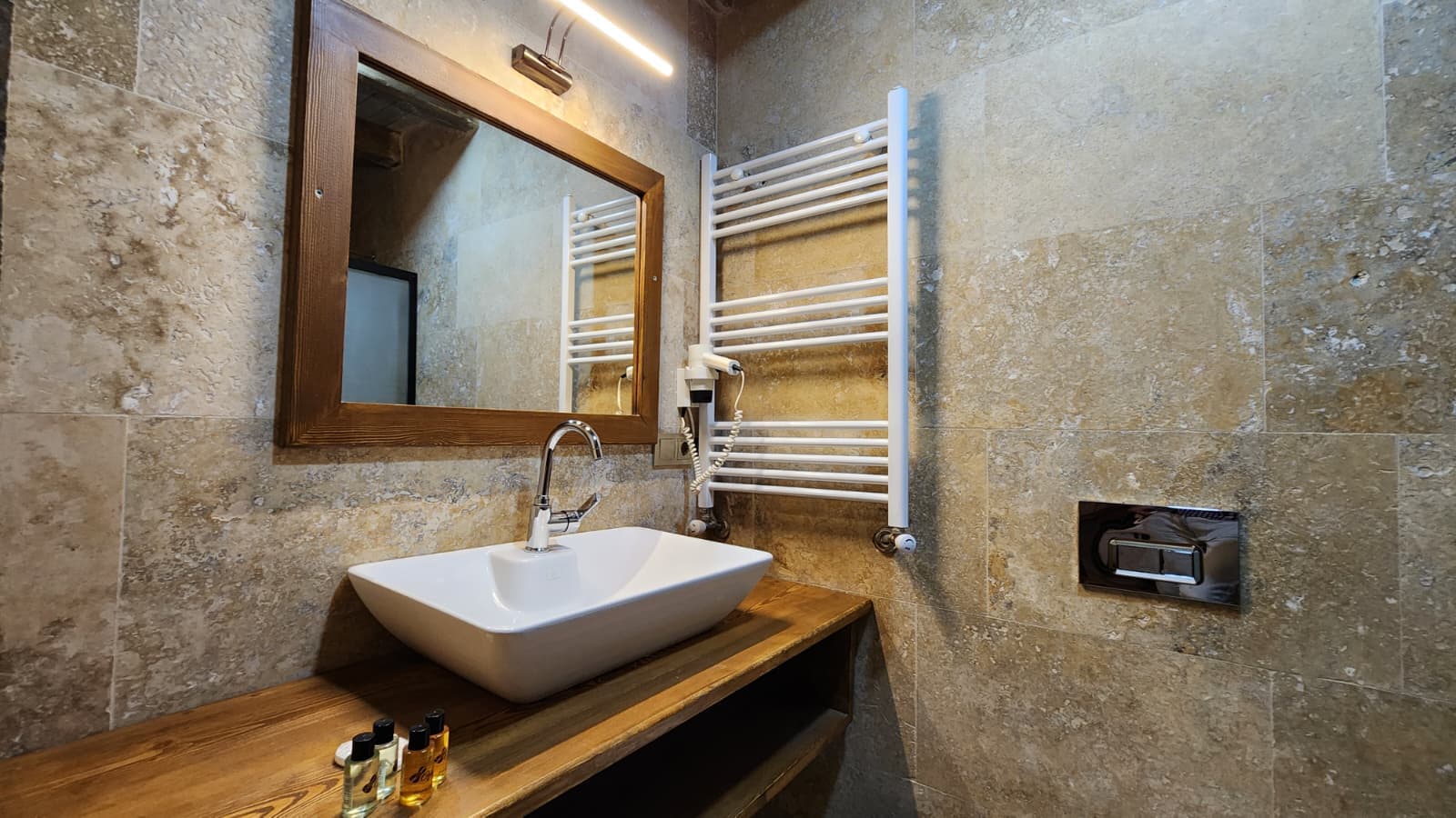 Havuzlu King Suit - Görsel 11