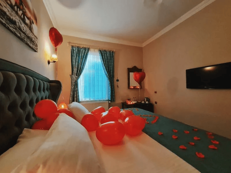Deluxe Room 203